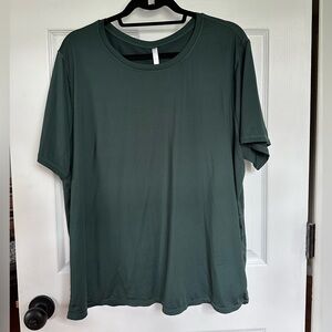 💕 Fabletics Phoenix Lite Short-Sleeve Top